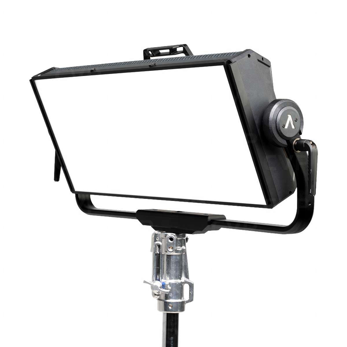 Aputure NOVA P600c Panel Light Kit